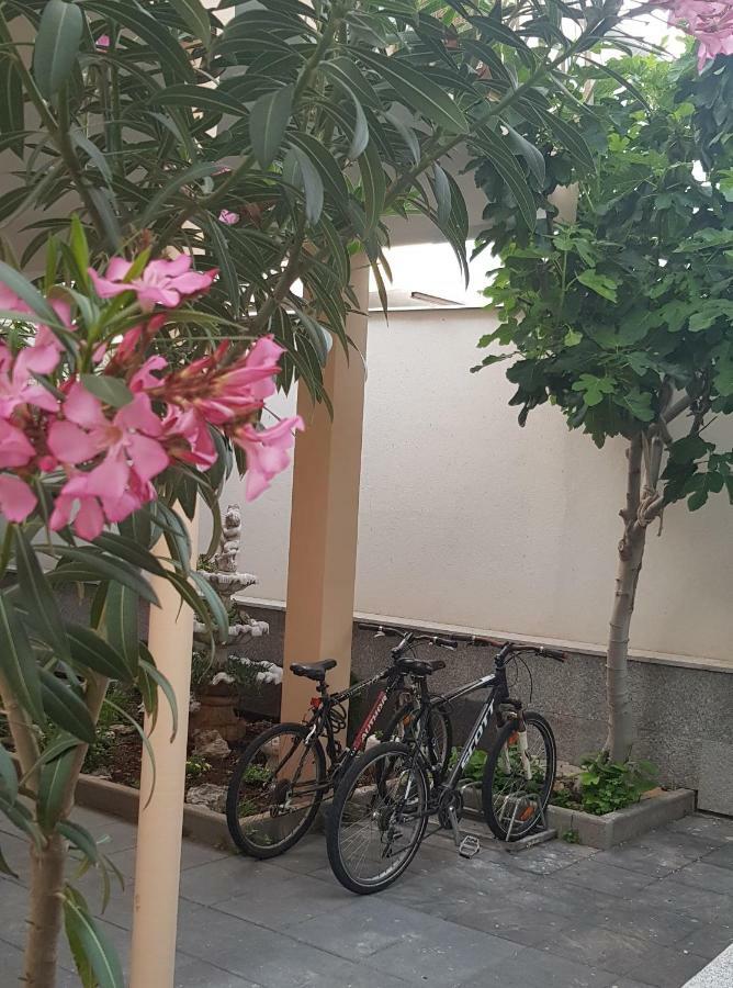 זאדאר Apartment Bike Corner מראה חיצוני תמונה